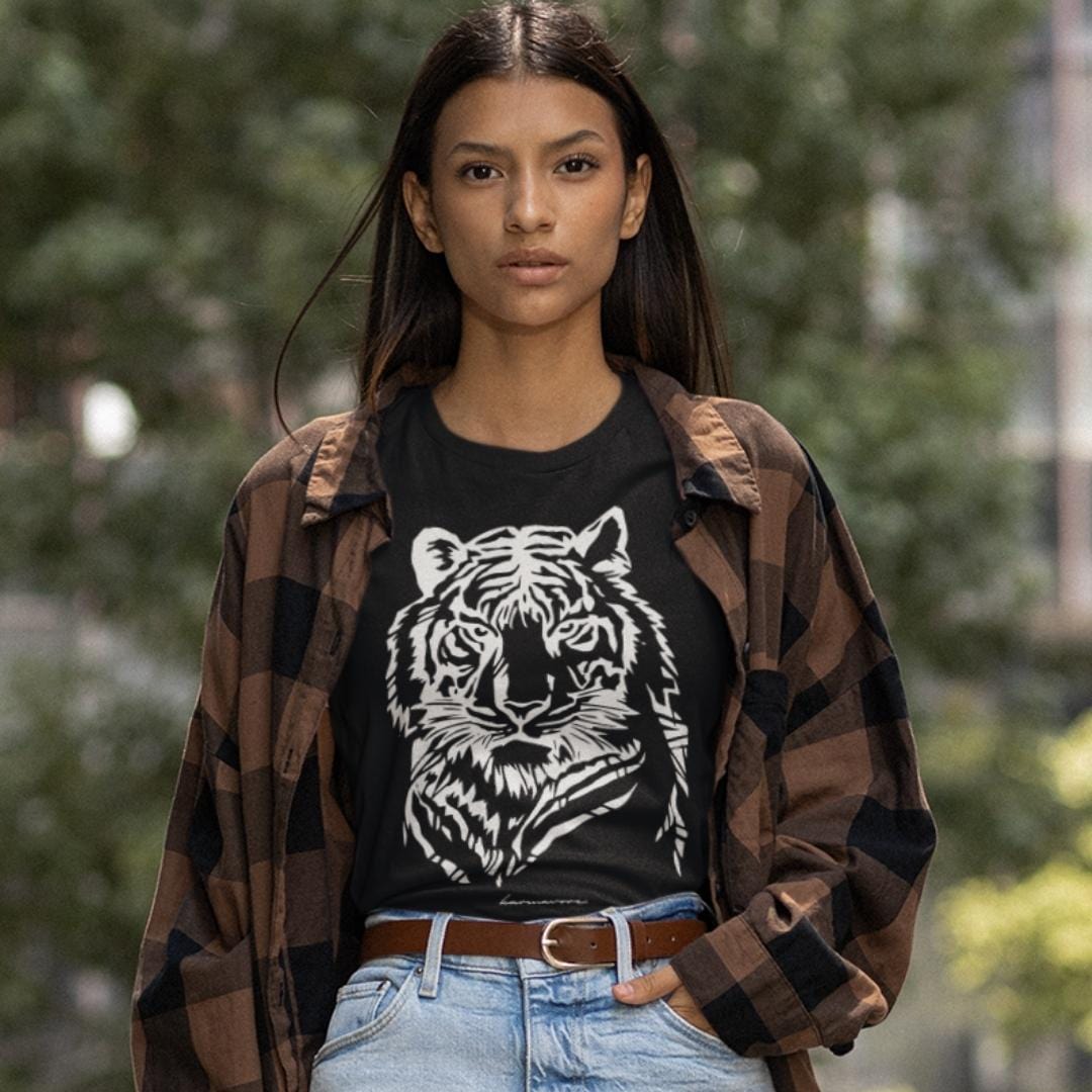 Karmavore Fierce Premium Tee S